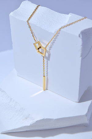 Geometric Pendant Lobster Clasp Chain Necklace