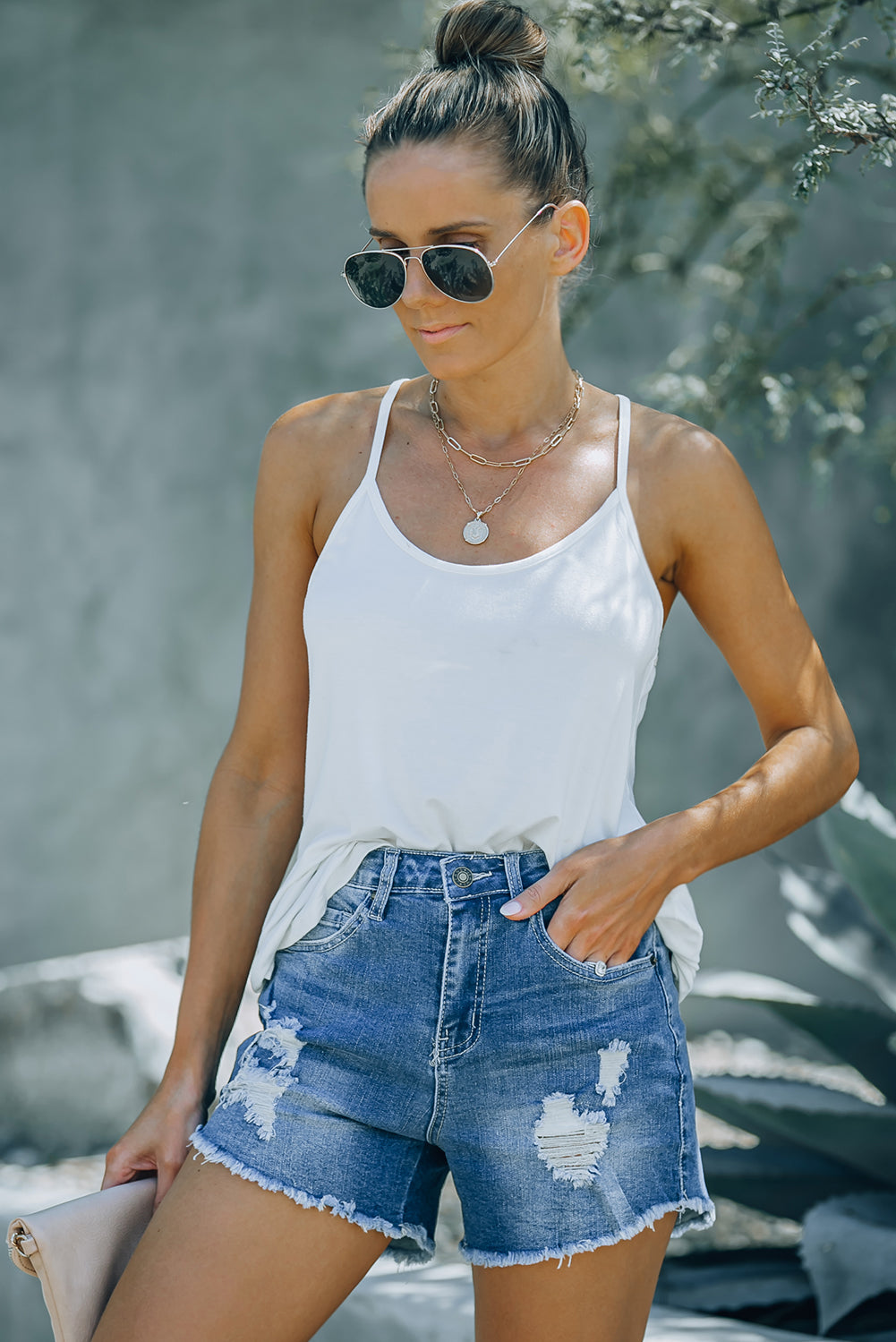 Frayed Hem Denim Shorts with Pockets